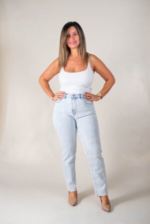 JEAN RECTO SÚPER ELASTIZADO RUEDO DESFLECADO - Denim Claro 1 JEAN RECTO SÚPER ELASTIZADO RUEDO DESFLECADO