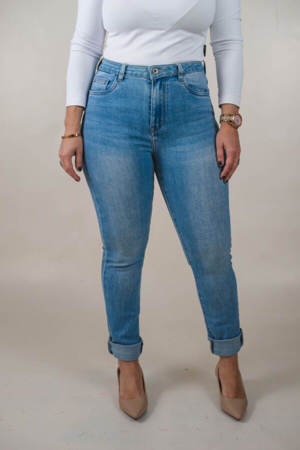 JEAN REGULAR SÚPER ELASTIZADO