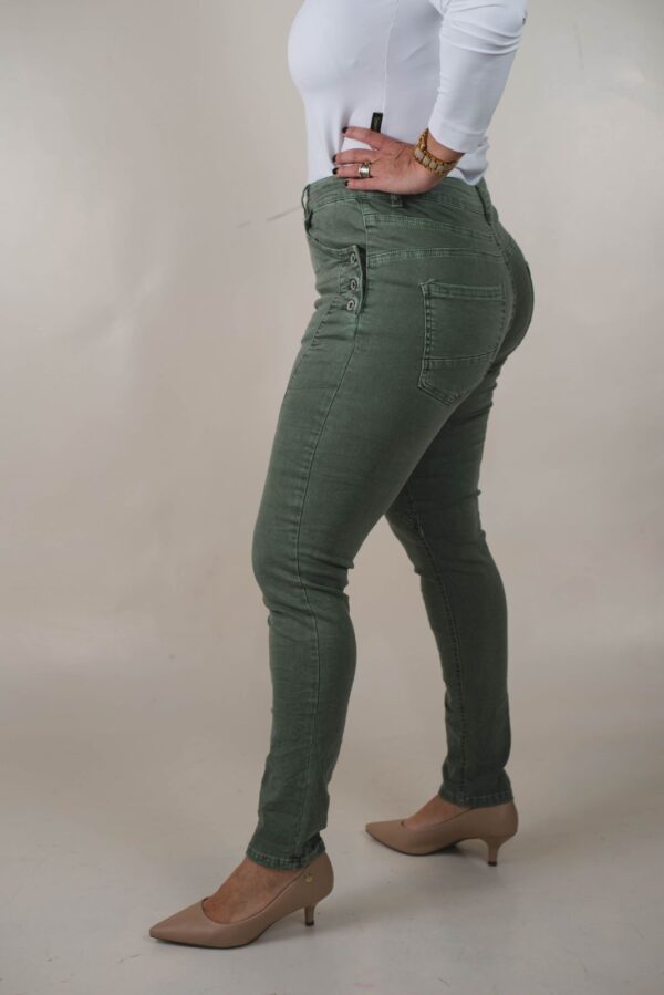 JEAN SKINNY SÚPER ELASTIZADO - BOTONES BOLSILLOS