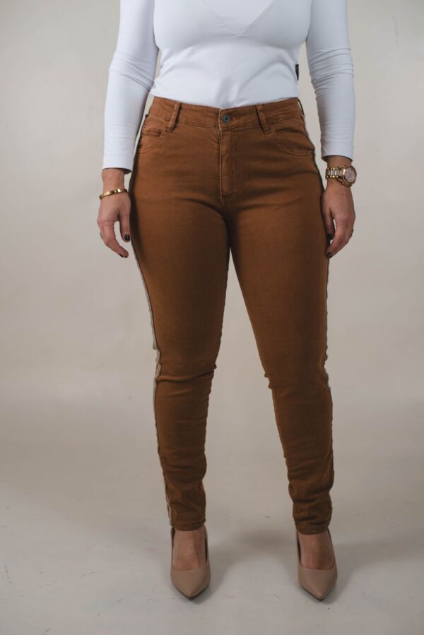 JEAN SKINNY SÚPER ELASTIZADO LATERAL CADENA