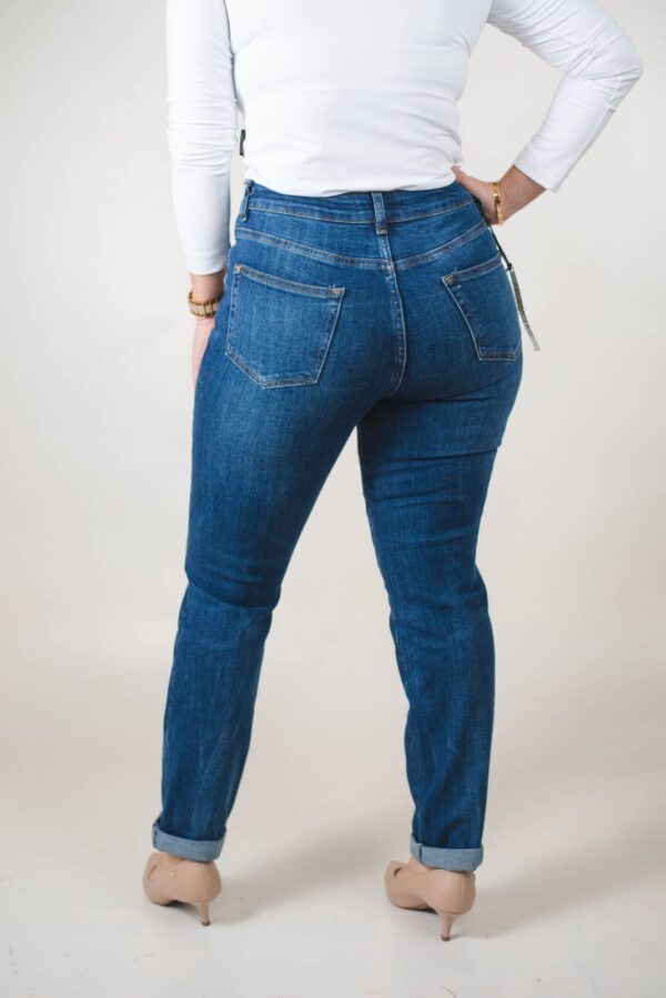 JEAN REGULAR GOLD SÚPER ELASTIZADO CON STRASS ORO