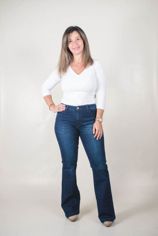 JEAN SEMI OXFORD ELASTIZADO CON LEVES BRILLOS