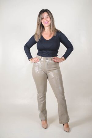 JEANS SEMI OXFORD SÚPER ELASTIZADO LAMÉ PLATA DOBLE BOTON Denim Camel 1 JEAN SEMI OXFORD SÚPER ELASTIZADO LAMÉ PLATA DOBLE BOTÓN