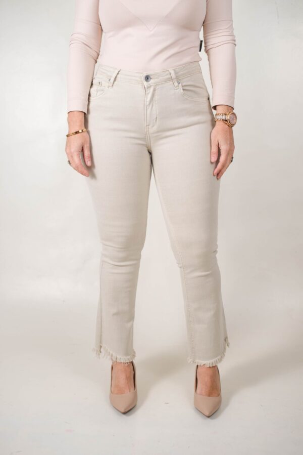 JEAN SEMI OXFORD SÚPER ELASTIZADO RUEDO DESFLECADO