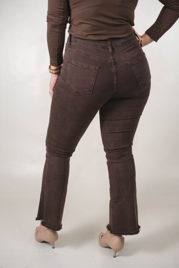 JEAN SEMI OXFORD SÚPER ELASTIZADO RUEDO DESFLECADO